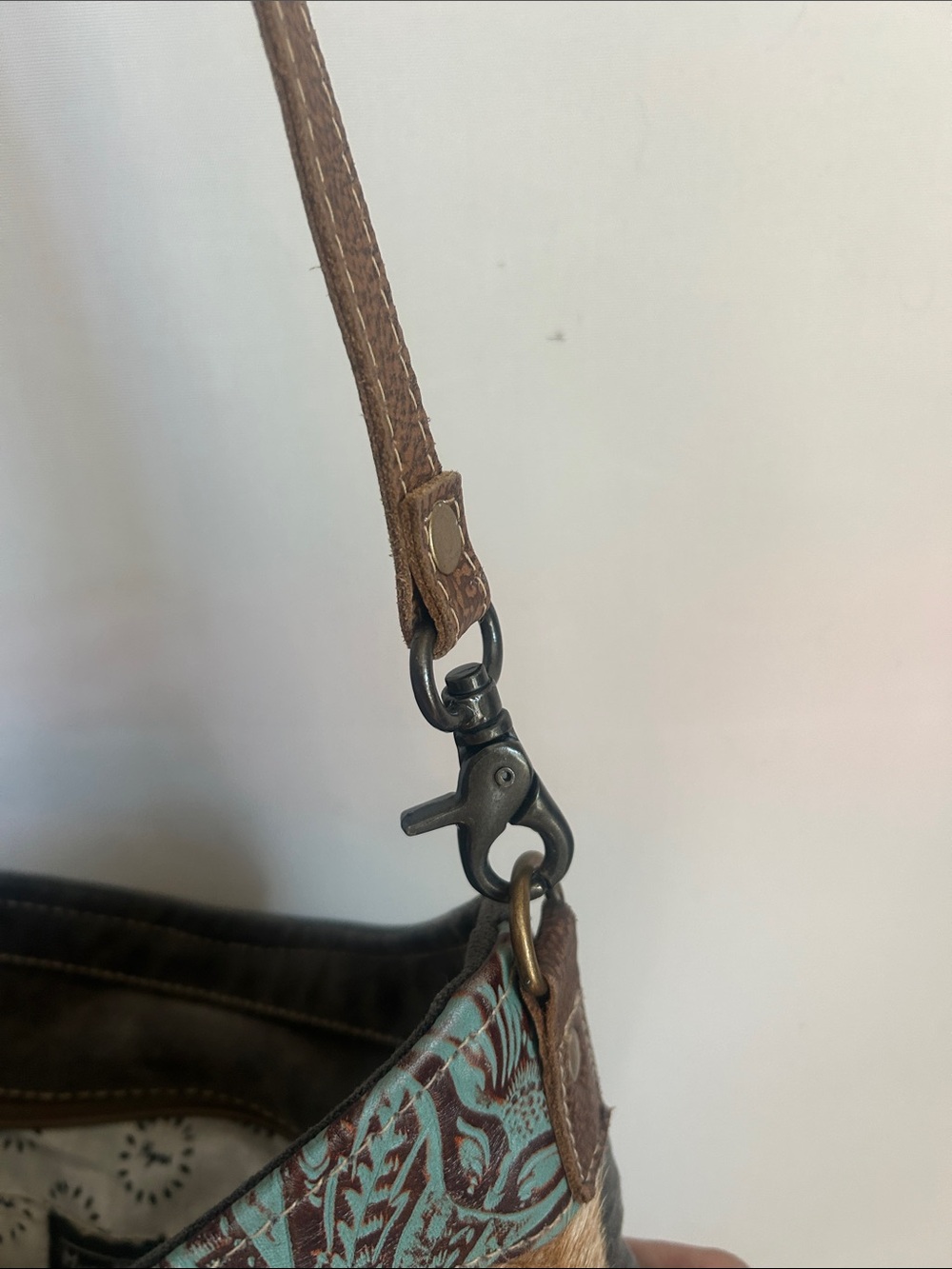Myra mixed medium Aztec Pattern Crossbody Shoulder Bag - Picture 6 of 7